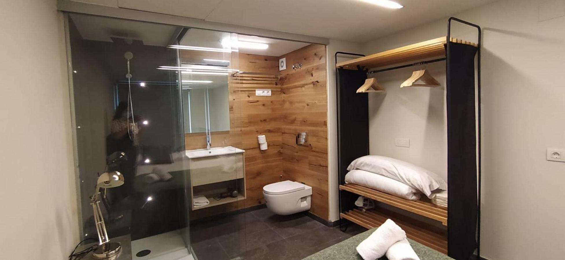 My Space Emirates - Fully Equipped Apartments Near The Beach With Shared Pool Barcelona Zimmer foto