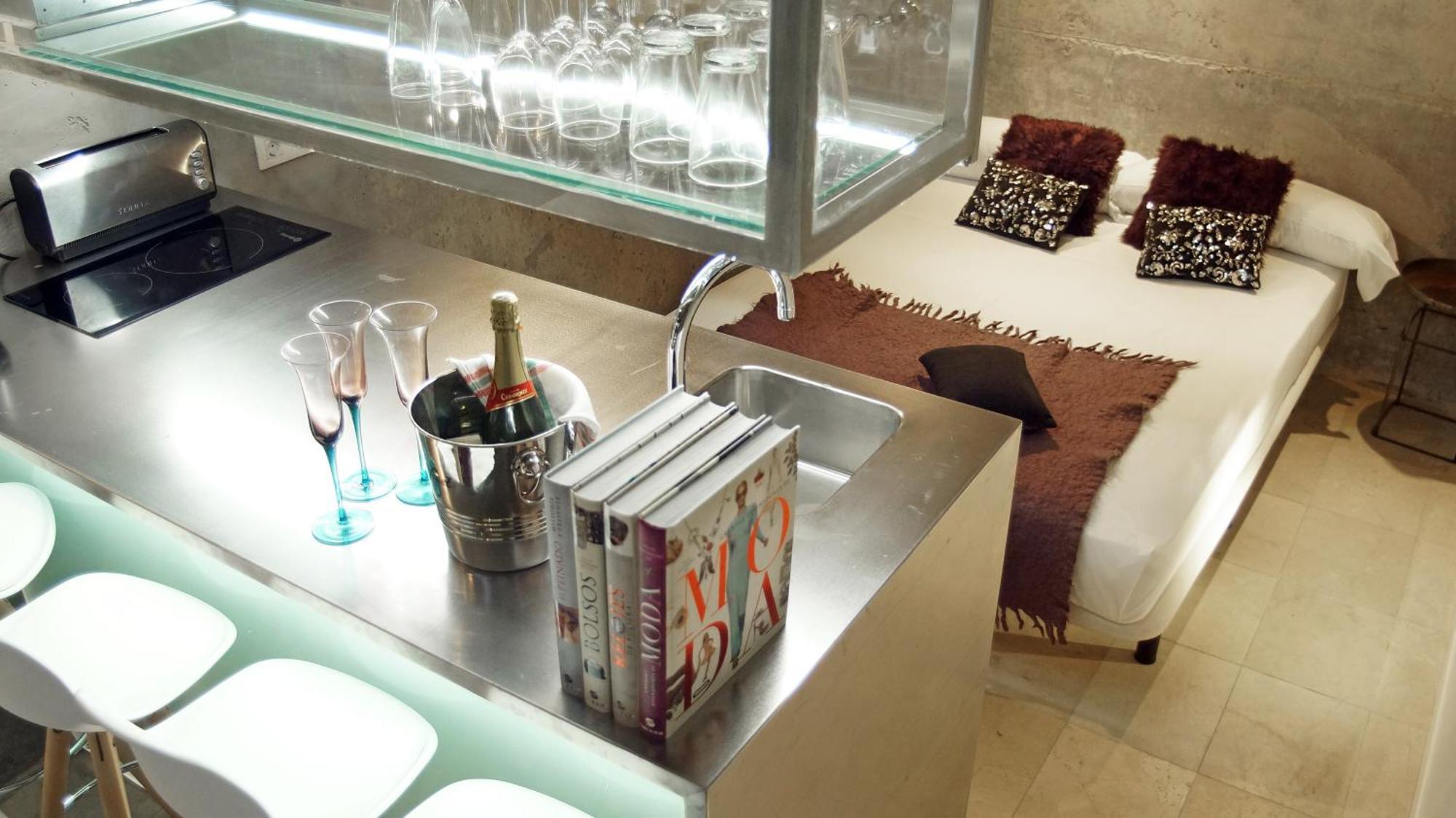 My Space Emirates - Fully Equipped Apartments Near The Beach With Shared Pool Barcelona Zimmer foto
